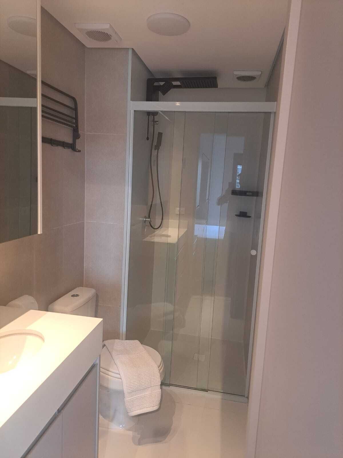Suite estudio Confort, patio | Baño