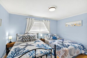 Deluxe appartement, uitzicht op de binnenplaats | Een strijkplank/strijkijzer, gratis wifi