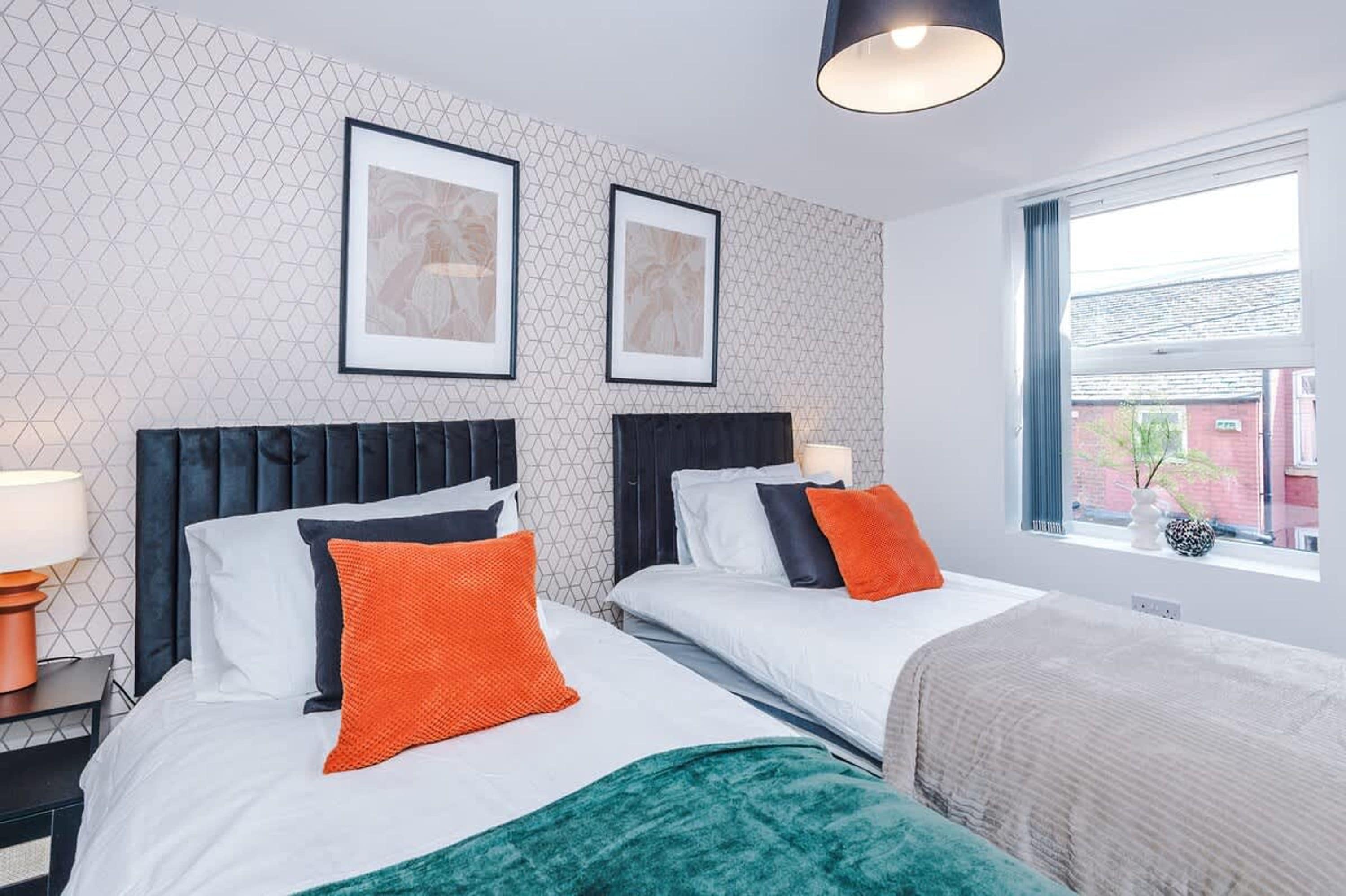 House | 4 bedrooms, high-speed internet