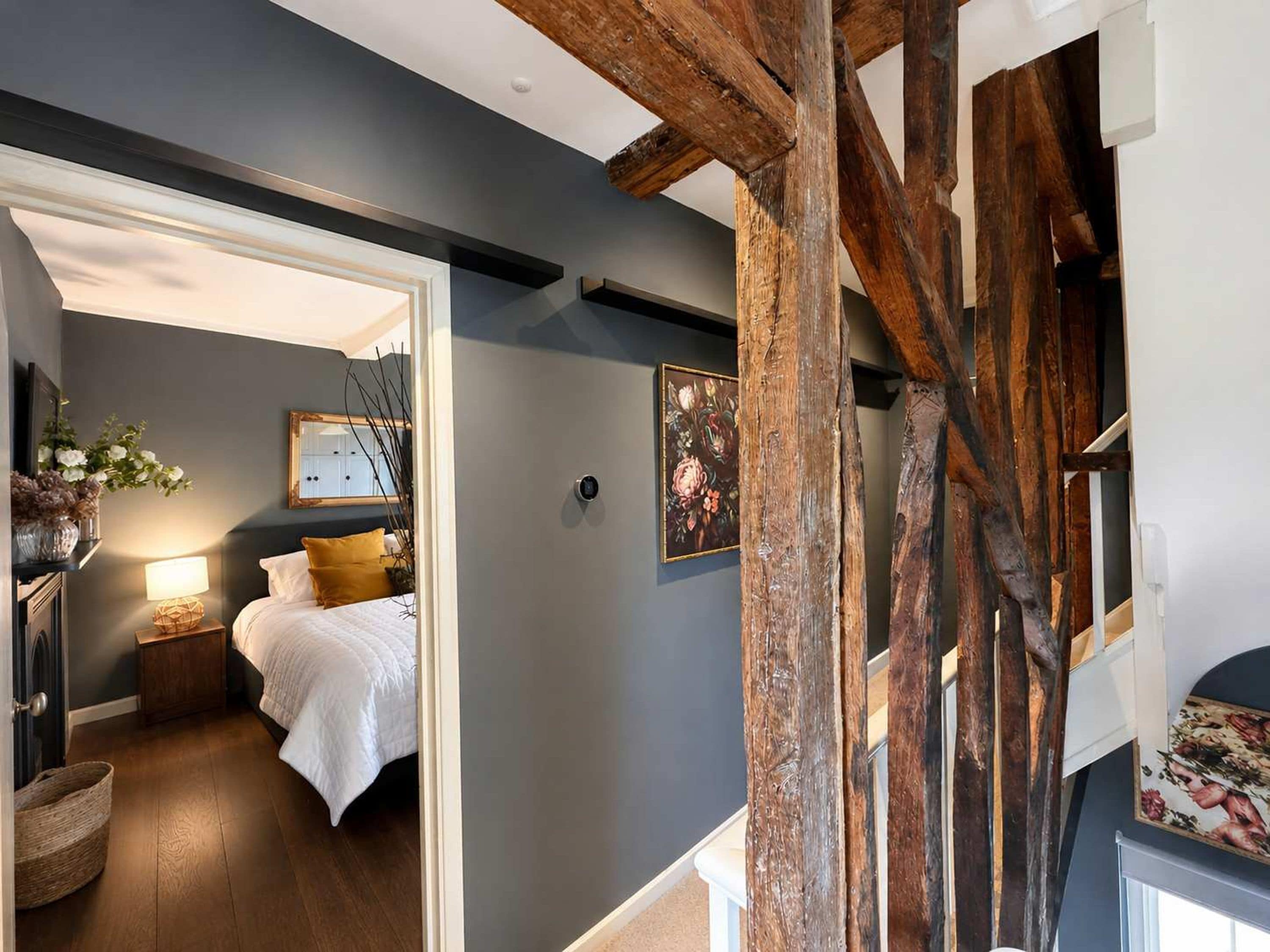 House | 4 bedrooms, high-speed internet