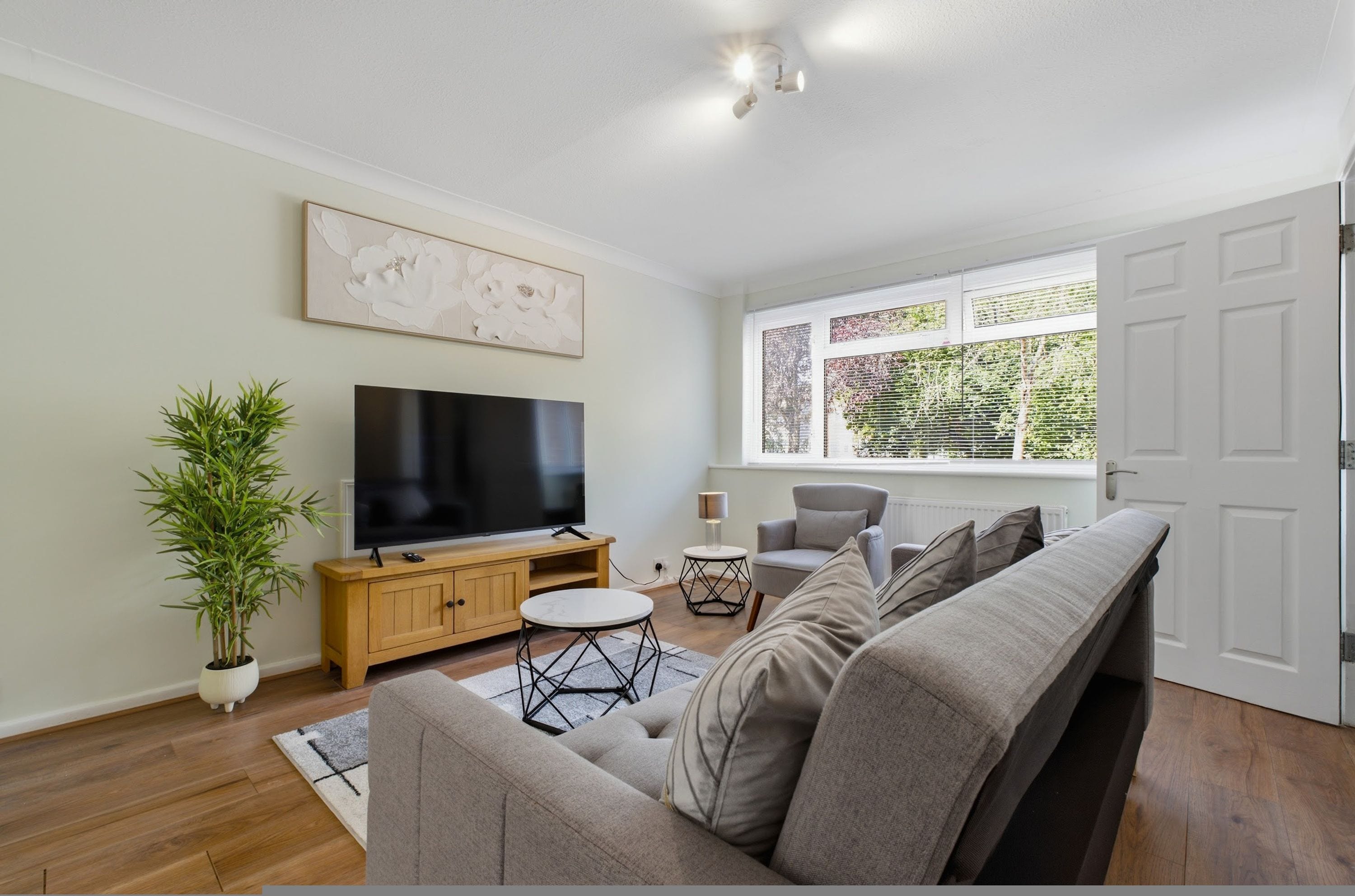 House | 3 bedrooms, Internet