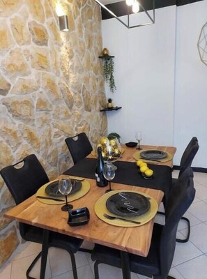 Dining - Luxury pleasure 2 (Split)