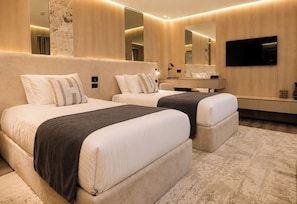 Ảnh chưa phân loại, 2 trong số 36 ảnh, nút