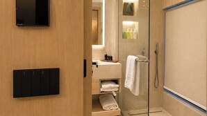 Deluxe Cabin, River View | Bathroom - Rafaheya Nile Cruise Monday 4 nts Luxor (Luxor)