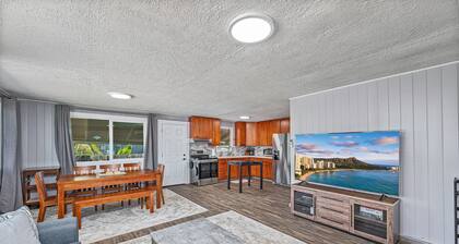 Renovated Steps to the Beach Cottage in Ewa Beach Serene Home C