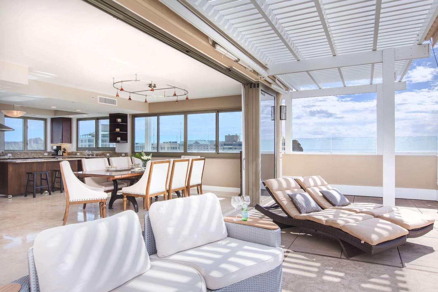 Apartment (2 Bedrooms) | Front of property