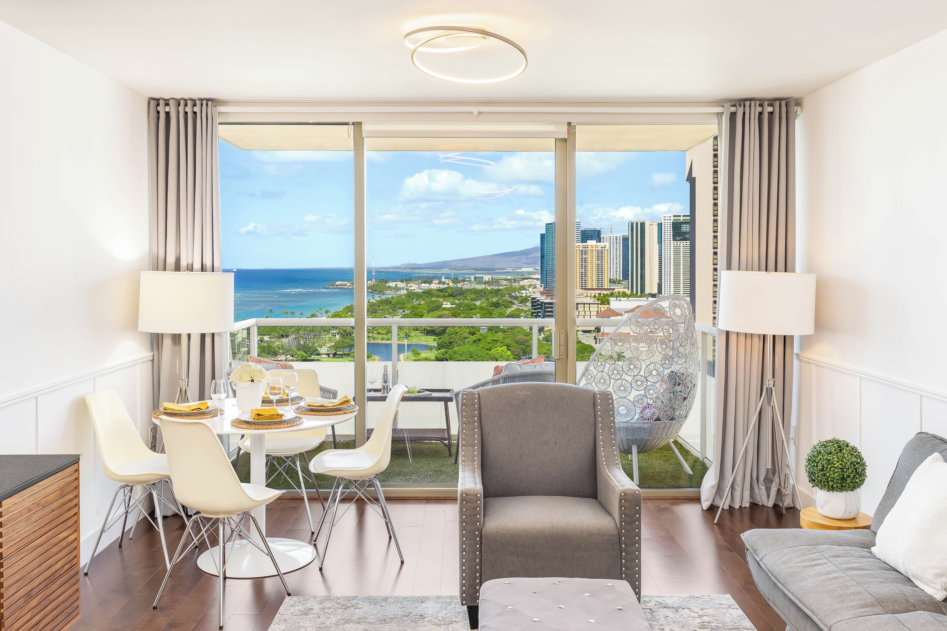 Apartment (2 Bedrooms) | Front of property