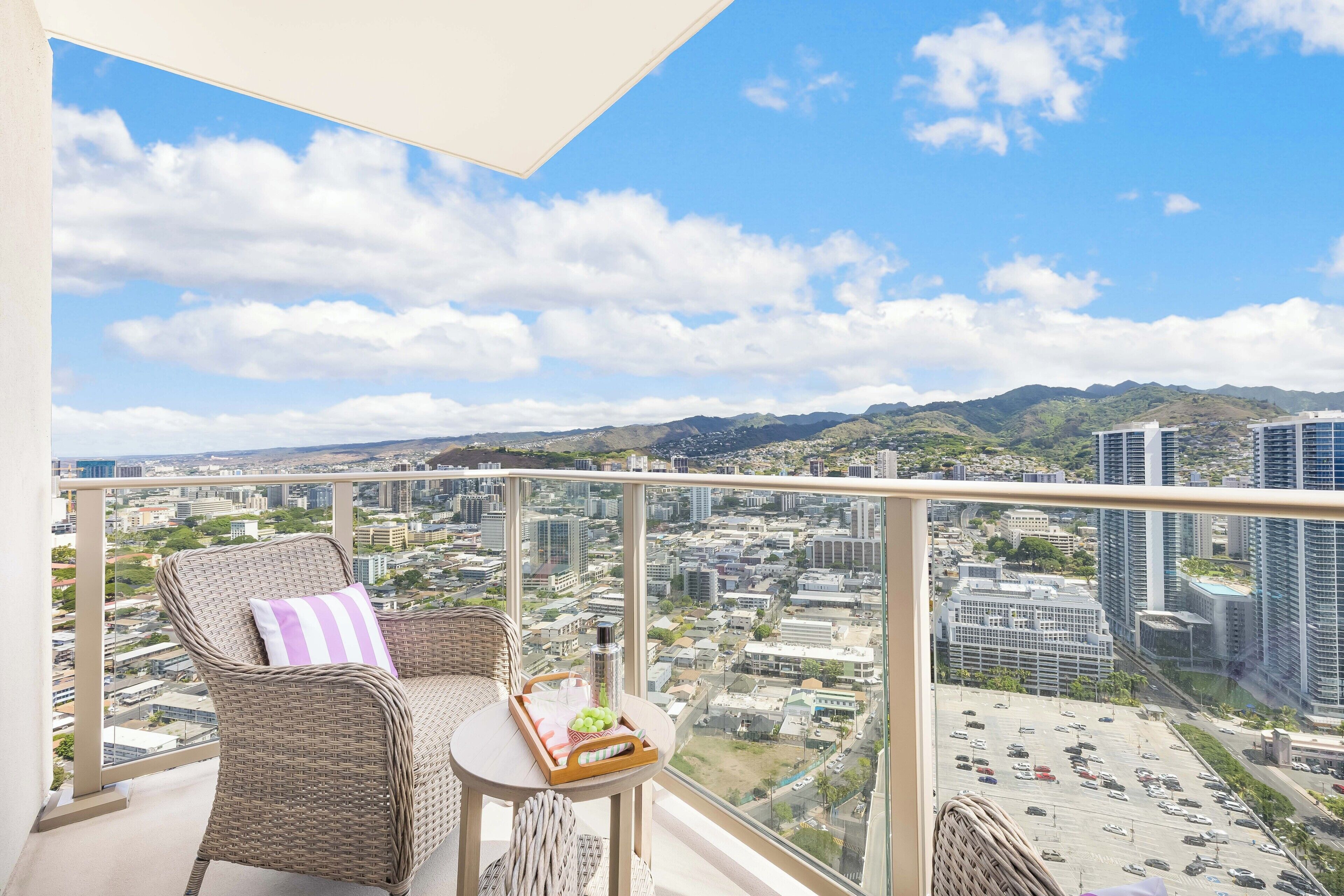 Apartment (2 Bedrooms) | Front of property