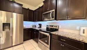 Private kitchen - Go!#42 - WINDSOR AT WESTSIDE (Kissimmee)