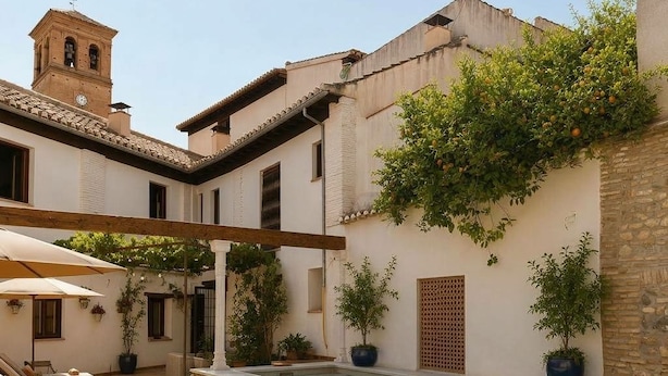Exterior - YANGUAS NAZARI PALACE (Granada)