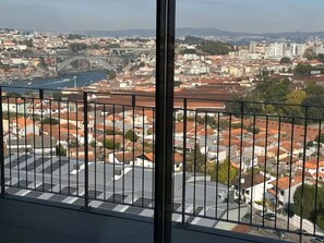 Property grounds - Vrbo Property (Vila Nova de Gaia)