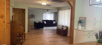 This spacious home is right off hwy 70 in Pima, perfect for your travel needs.