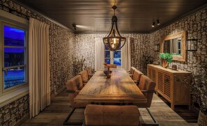 Superior Apartment, City View | Dining - Vågå vertshus (Innlandet)