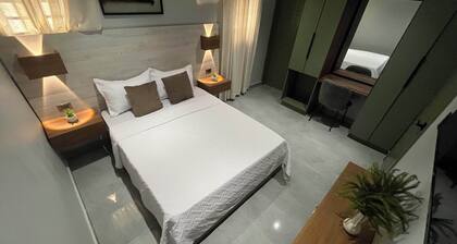 Elegant 2-Room Centrica Suite with Private Parking S