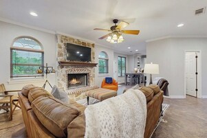 House, Multiple Beds, Fireplace (Waterside Retreat) | Living area | Fireplace