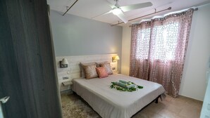 Unclassified image, 3 of 14, button - Ti Kaz Romance, calm and relaxation (Sainte-Suzanne)