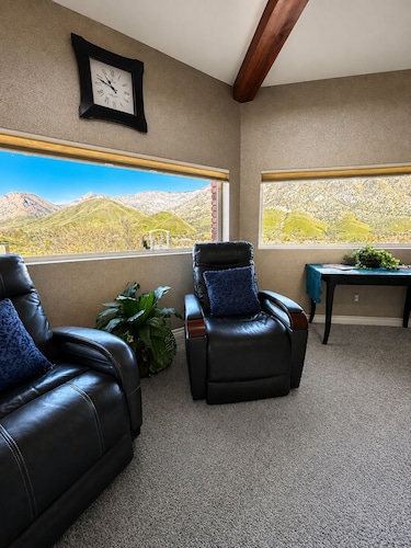 Kernville/ Sleeps 7/ Rafting/ Hiking Trails