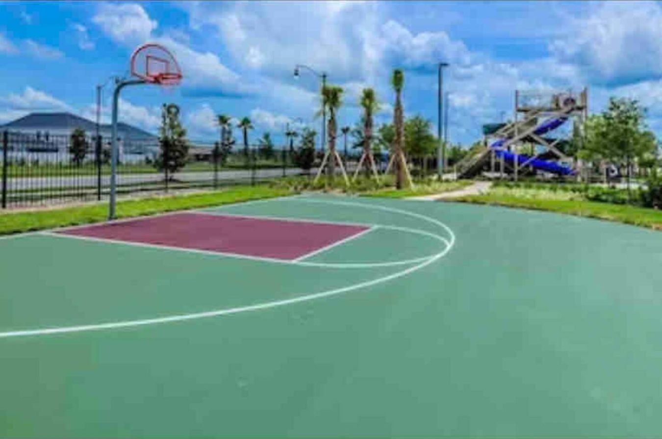 Sport court