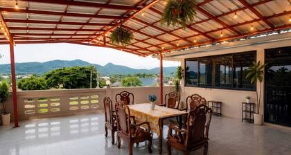 Spacious Rooftop Apartment With Terrace