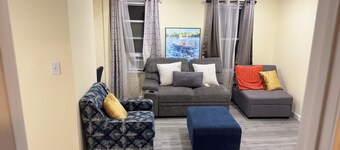 Delightful 3-bedroom apartment with AC in charming Johnston