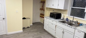 Delightful 3-bedroom apartment with AC in charming Johnston