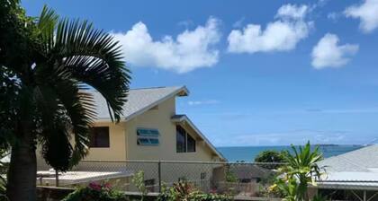 Beautiful Bay Views! Cute Home In Kaneohe Bay