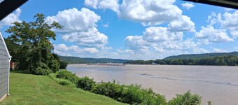 Ohio River House