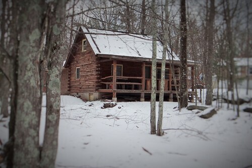 MASTHOPE LOG CABIN Sleeps 7