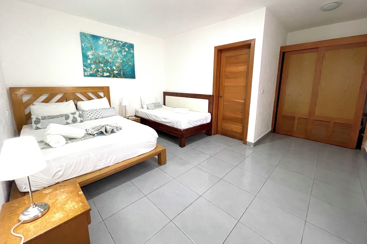 Phòng Suite Executive, khu vực vườn | Bộ trải giường bằng vải cotton Ai Cập, bộ đồ giường cao cấp 