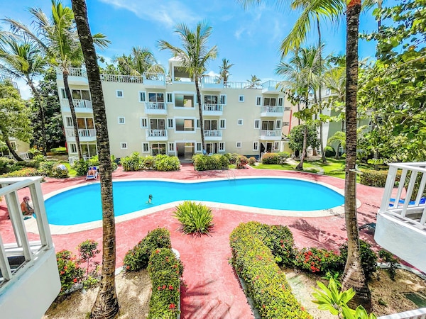 Los Corales Cocos Suites Hotel Pool&spa -