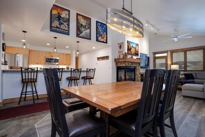 Dining - AL4206 | Gorgeous Mountain Retreat | Close to Mountain | Pools | Air Chilling (Steamboat Springs)