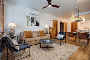 Settle into your cozy living space featuring plush seating and warm accents, where modern comfort meets mountain-inspired décor to create your perfect home base. - TL2205 | Beautifully Appointed Vacation Home | Close to Skiing | A/C (Steamboat Springs)