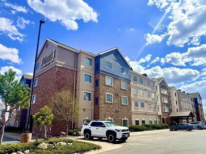 King Suite w/ Courtyard View | Free Breakfast