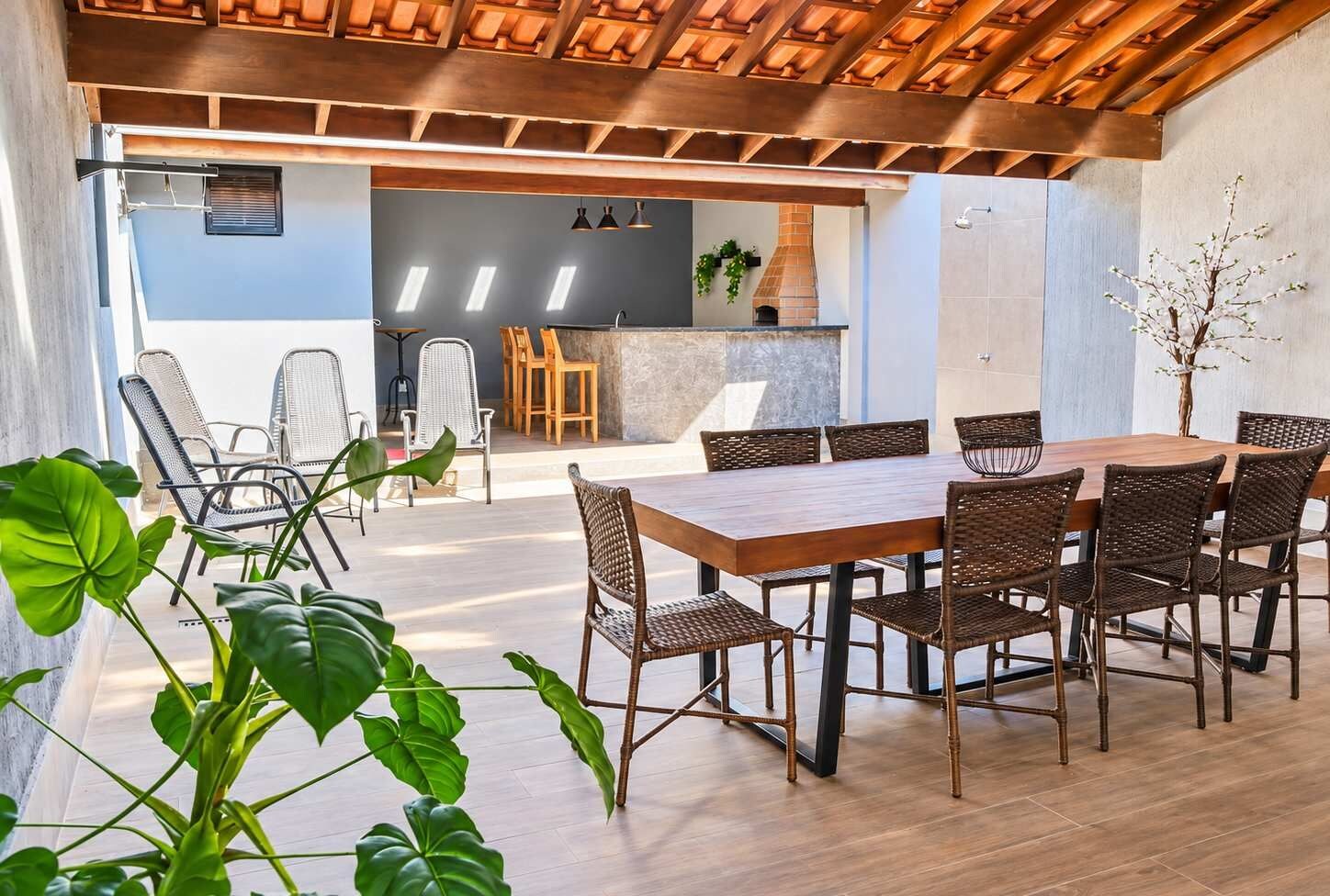 Outdoor dining
