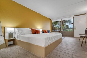 Room - Lux King Suite 7 min Disney + Pool + Free Parking (Kissimmee)
