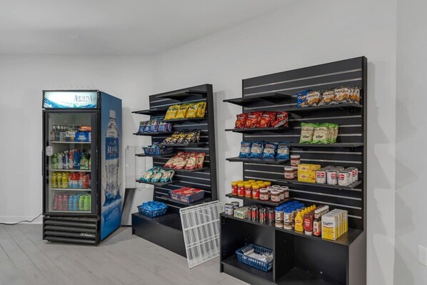 Gift shop - Modern Suite - 7 Min to Disney World & Universal (Kissimmee)