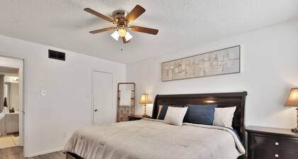 Charming Lubbock Stay—Comfort Meets Convenience