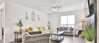 Charming Lubbock Stay—Comfort Meets Convenience