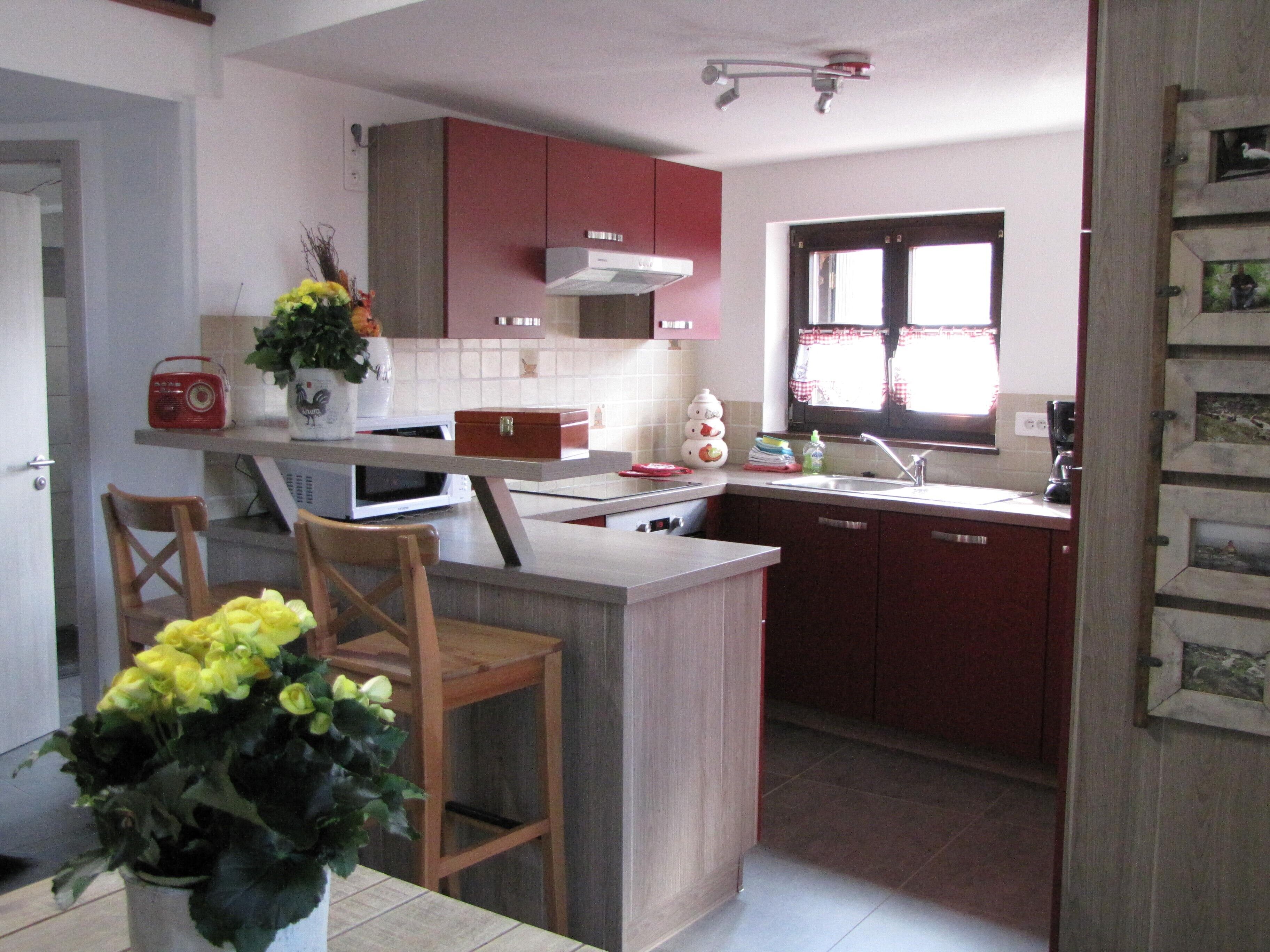 Coffee/tea maker, microwave, oven, toaster