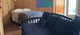 Lovely apartment with AC in peaceful Davis