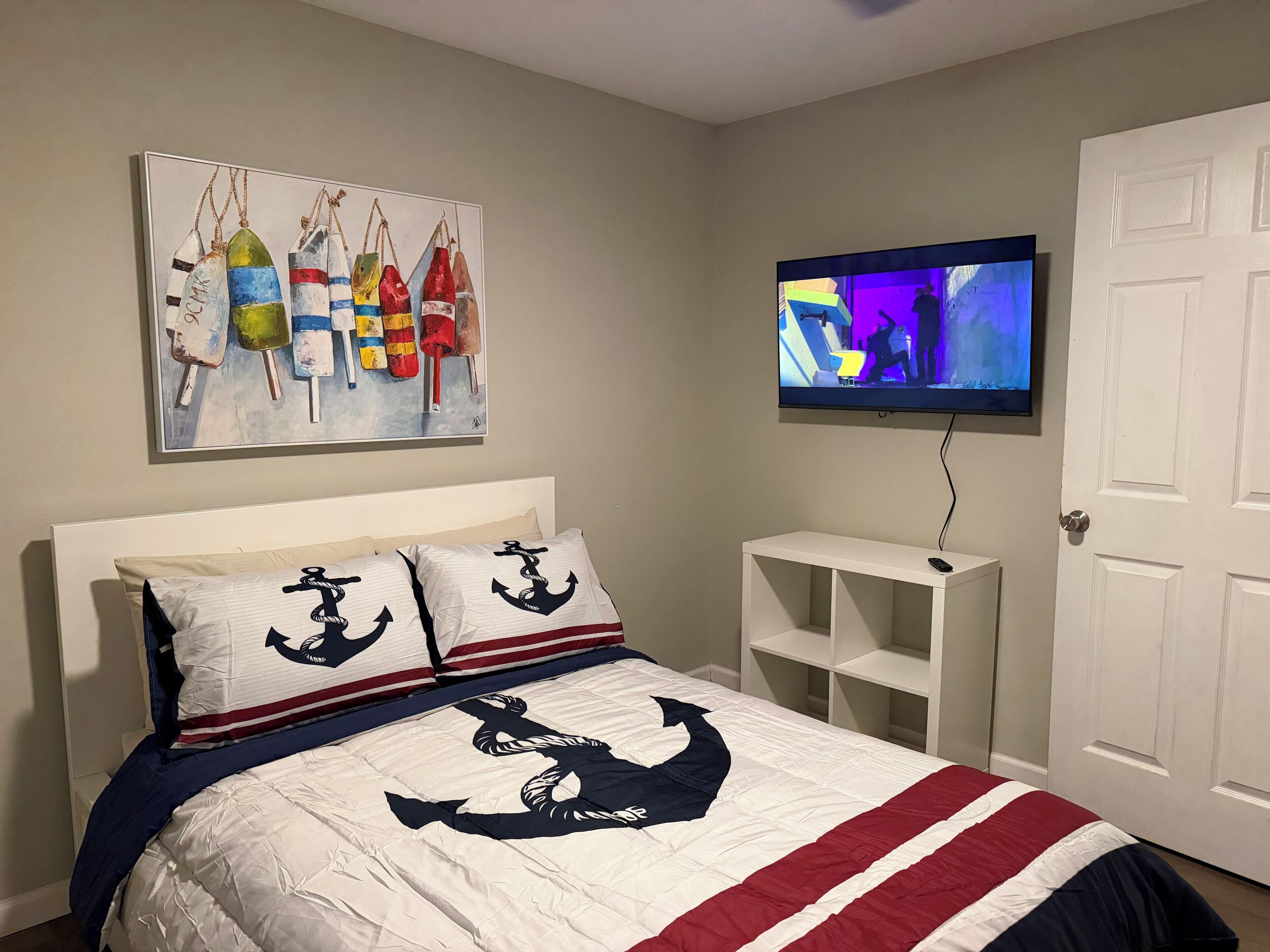 4 Bedroom Coastal Farmhouse In Cocoa Florida - Cocoa Beach, FL