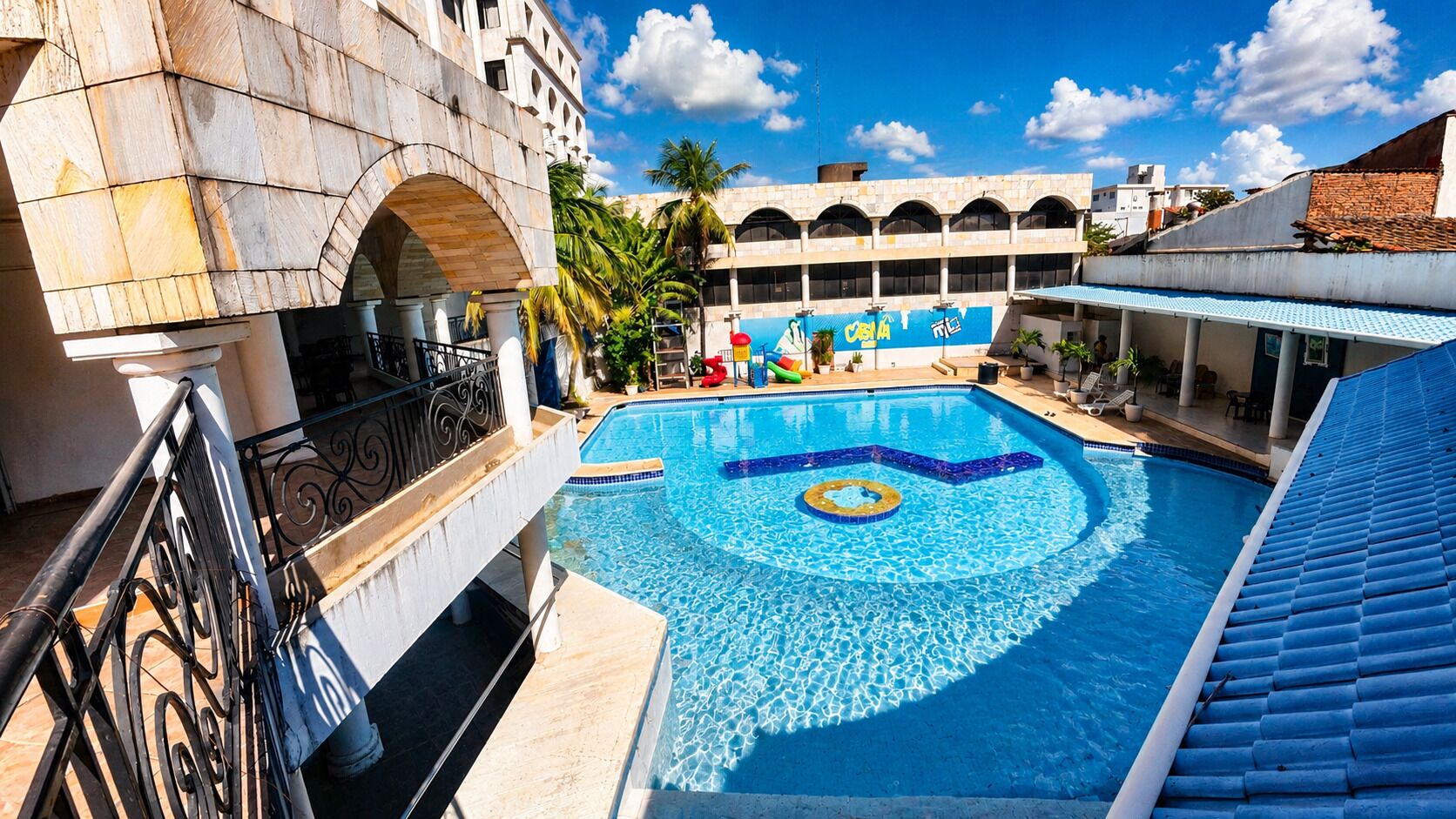 Outdoor pool, sun loungers