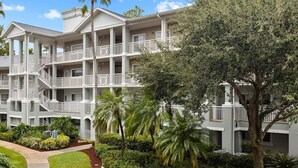Exterior - Where you want to go is where this resort is at ! (Kissimmee)