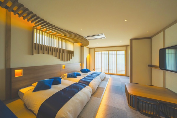 Traditional Quadruple Room | Down comforters, desk, WiFi (free), individually decorated