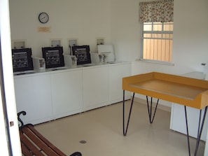 Interior - The Sea Breeze, with Pool Access! (Harlingen)