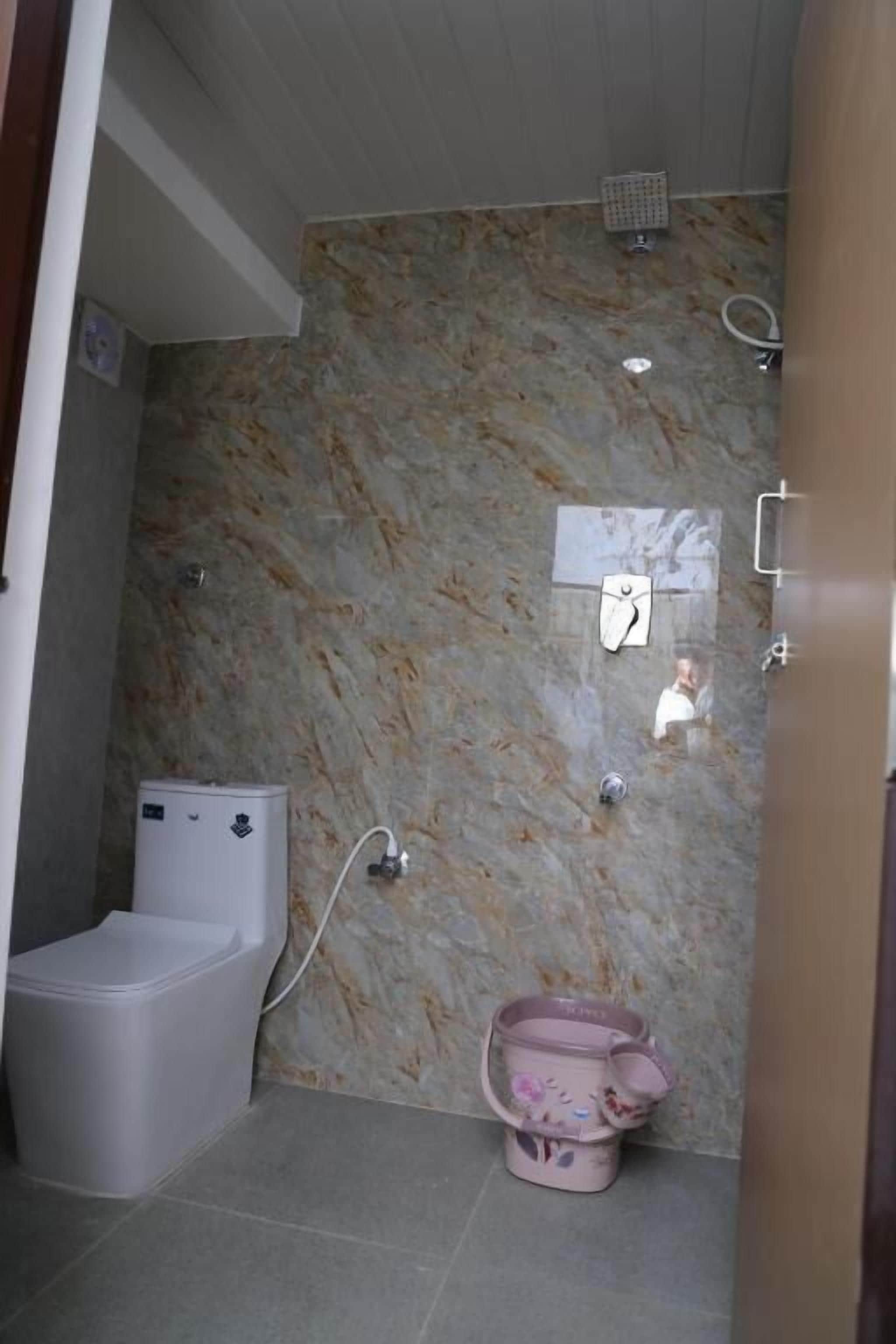 Phòng tắm