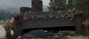 Slopeside Condo-2 Minute Walk to Ski Lifts or Lake- Remodeled 2026 -