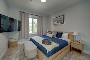 Unclassified image, 2 of 41, button - Cozy 5-bedroom house in peaceful Vancouver perfect for families (Vancouver)