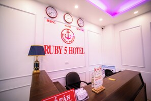 Khu sảnh