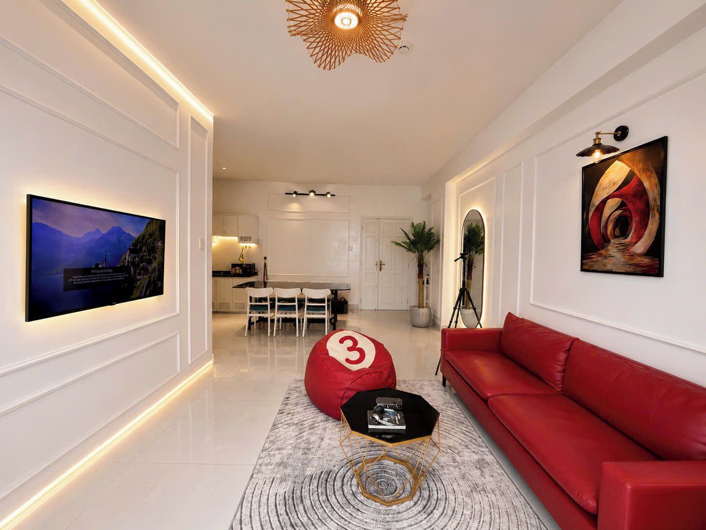 Deluxe Apartment, Balcony, Beach View | Living area